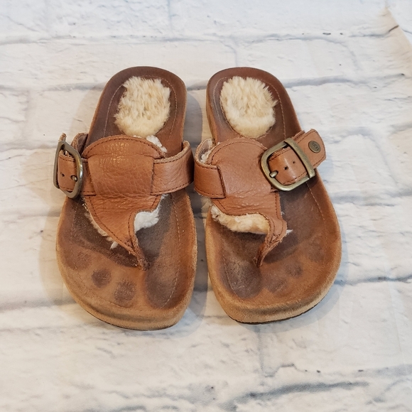 UGG Shoes - Ugg sandals size 5